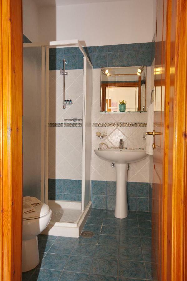 Alexandra Studios 2 Alonnisos Town Bagian luar foto